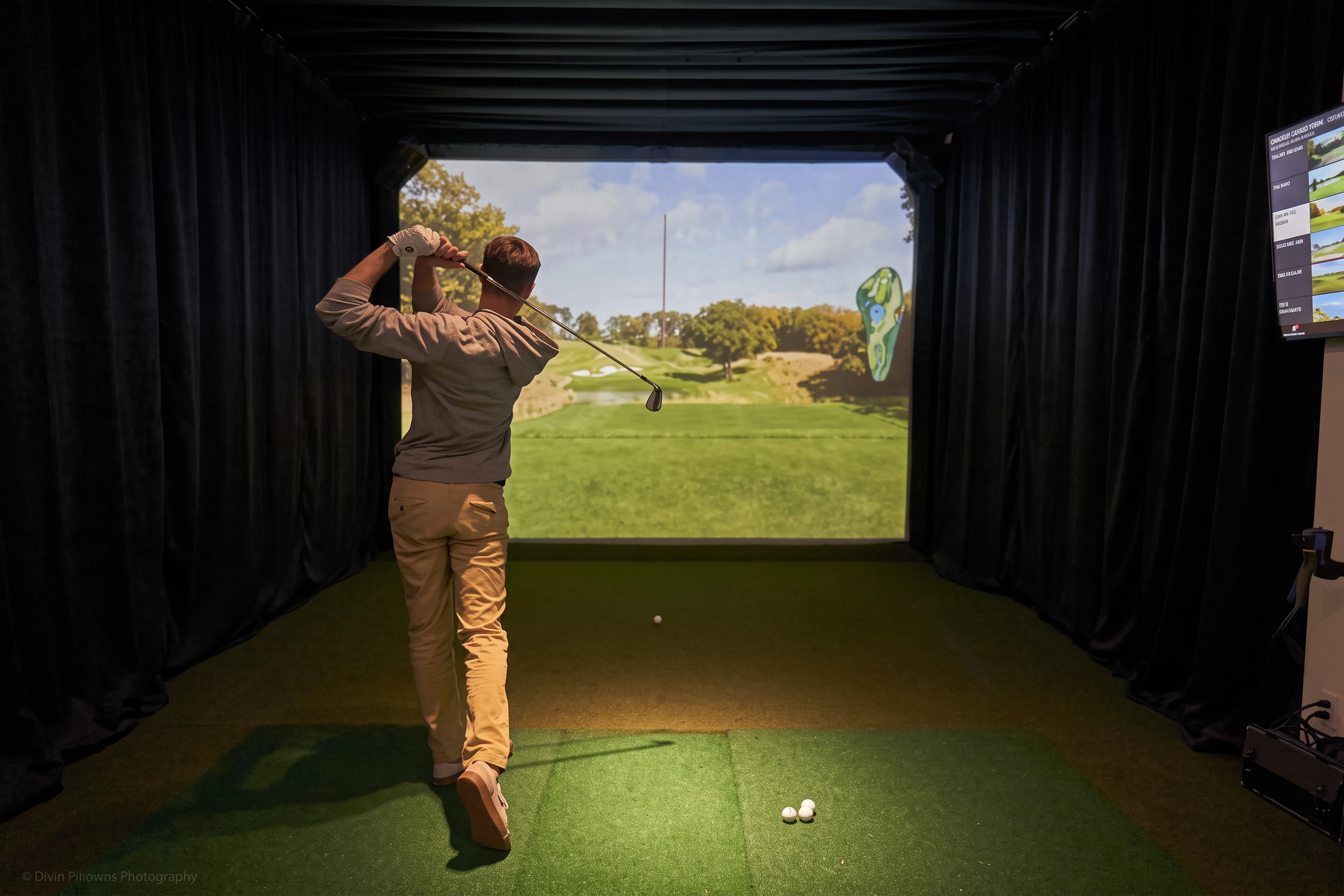 World-class virtual golf at Full Circle Golf in Berlin